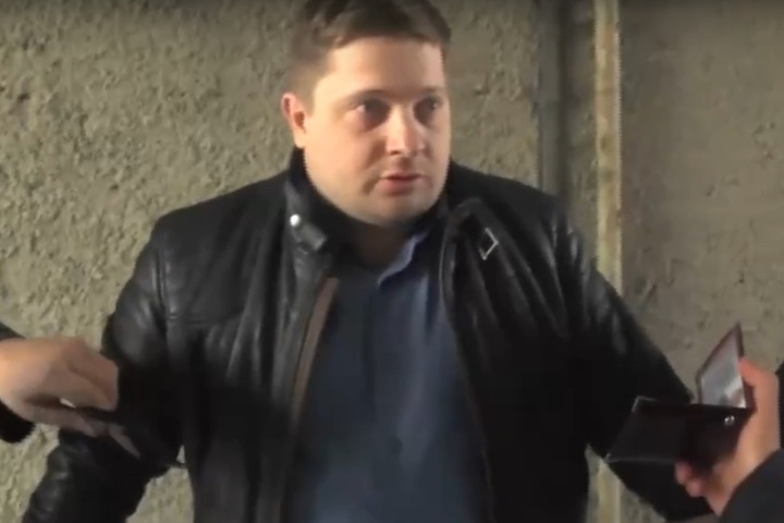 УФСБ опубликовало видео задержания за взятку бывшего начальника отдела ТФОМС, которого отправили в колонию строгого режима
