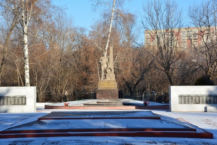 Саратову дали 900 тысяч рублей на обустройство братской могилы на Воскресенском кладбище