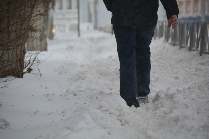 Эксперты рассказали, сколько жителей областного центра довольны уборкой снега
