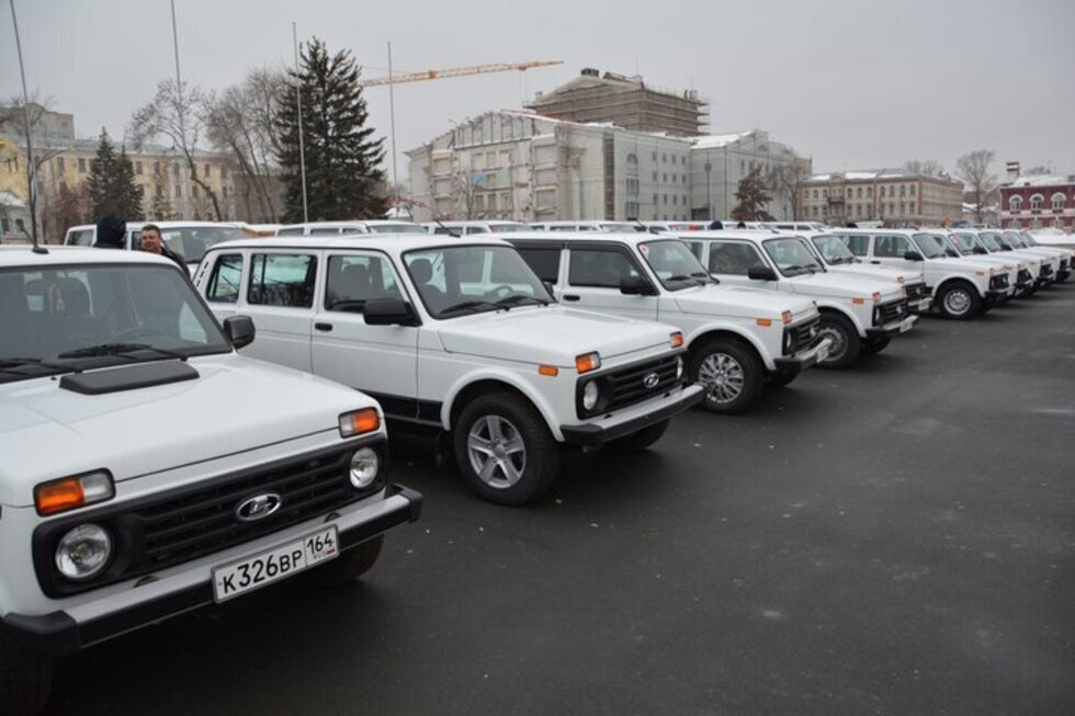 Для больниц региона на 12,4 миллиона рублей закупают авто с «аудиоподготовкой» и полным приводом