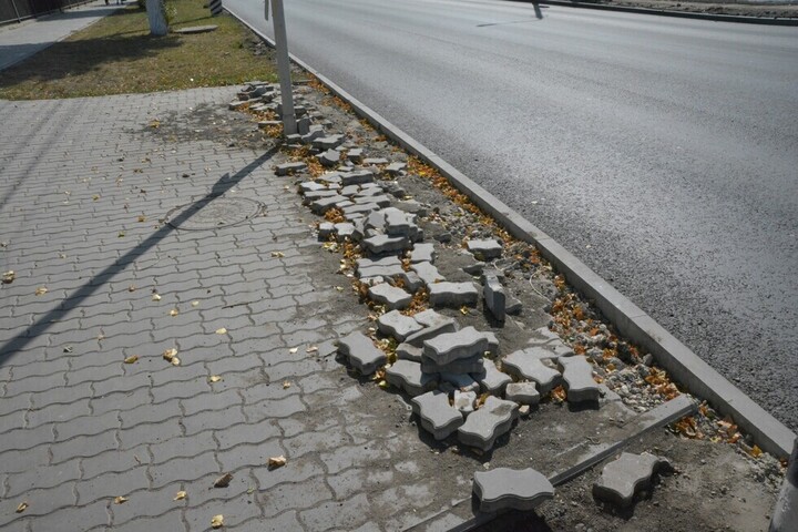 Определились подрядчики, которые будут ремонтировать тротуары в двух районах Саратова (некоторые это уже делали в прошлом году)