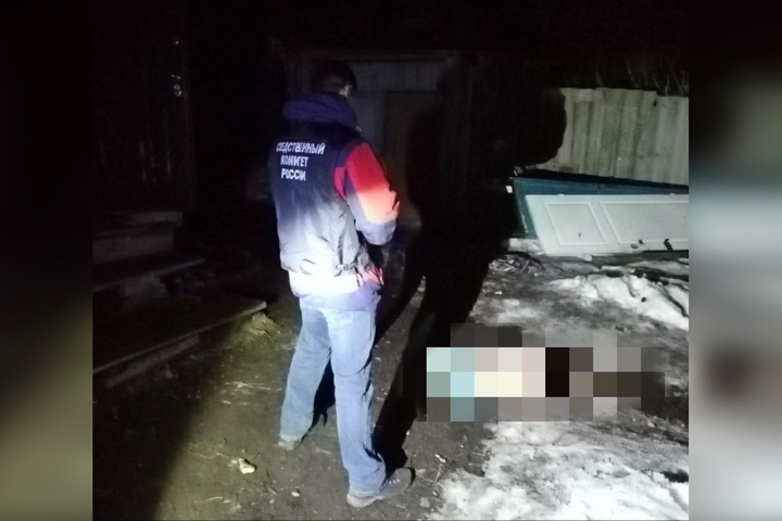 В Хвалынском районе 56-летняя женщина упала с крыльца и замерзла насмерть, не сумев подняться