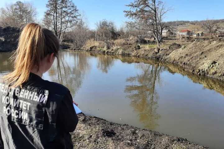 В Новобурасском районе в пруду нашли тело 45-летней сельчанки, которая неделю назад не вернулась от гостей