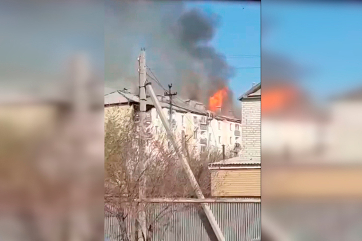 В Озинском районе из-за пожара в пятиэтажке вводят режим ЧС