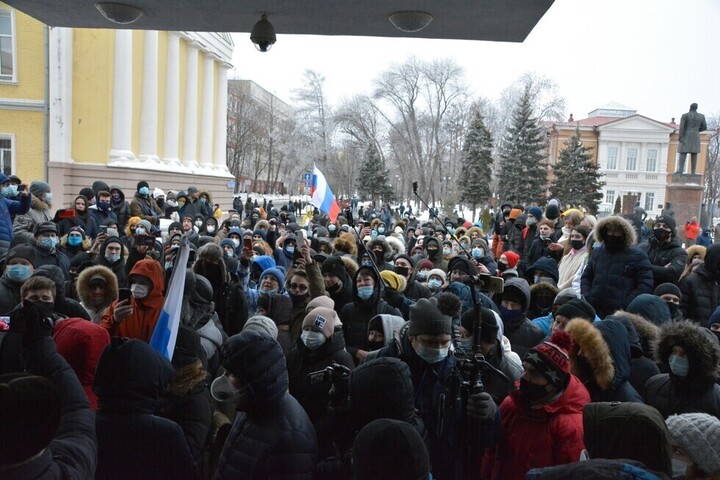 Акции протеста. Саратовский штаб Навального закрылся, ГУ МВД выступило с обращением к гражданам, суды третий месяц штрафуют участников январских митингов