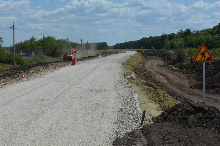 Капитальный ремонт одного километра дороги между селами обойдется в 32,5 миллиона рублей