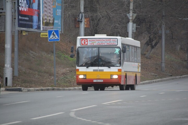 В Саратове объявлен новый конкурс перевозчиков по 19 автобусным маршрутам: его не могут полноценно провести с прошлого года