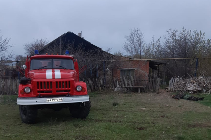 Ночной пожар в Новоузенском районе унес жизнь 62-летнего курильщика