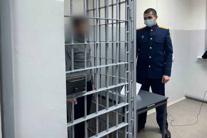 «В следственном изоляторе Давыдову не могут обеспечить безопасность»: адвокат следователя, задержанного по подозрению в получении крупной взятки, попытается добиться освобождения подзащитного