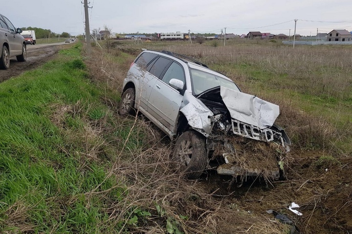 Пьяный водитель внедорожника устроил массовую аварию на Кумысной поляне