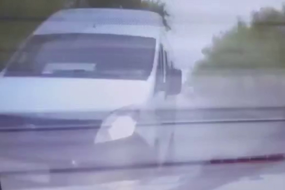 ДТП с полицейским авто и маршруткой: видео с камеры из машины ДПС