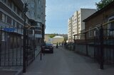 Жители высотки в центре Саратова шокированы возможным появлением элитного дома в их дворе и просят мэрию не допустить точечной застройки