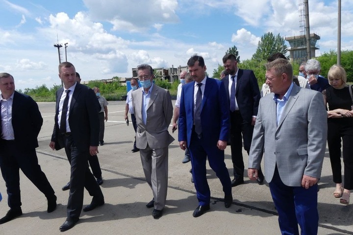 Глава Росавиации посетил заброшенный аэропорт в Балаково, реконструкцию которого оценивают в 9,1 миллиарда рублей