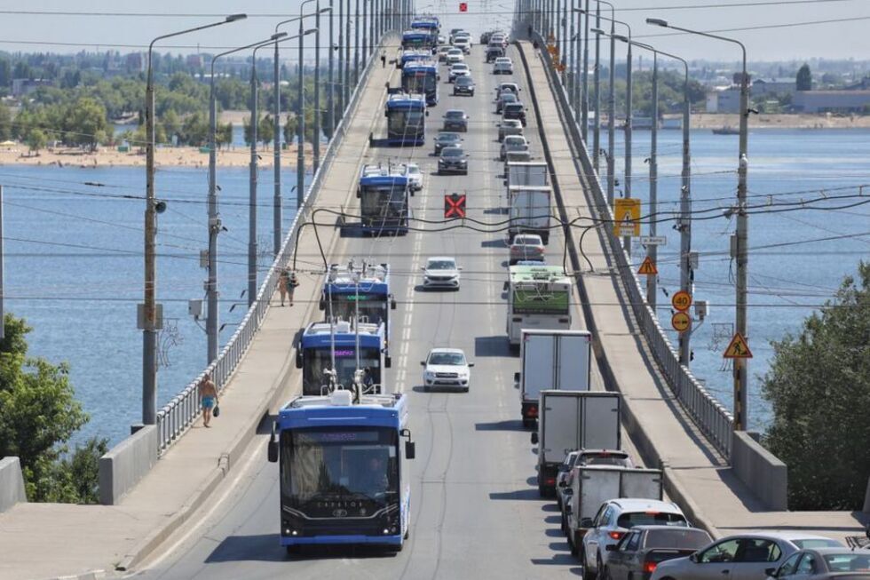 В Саратов приехали 10 из 70 новых троллейбусов «Адмирал» с кондиционерами