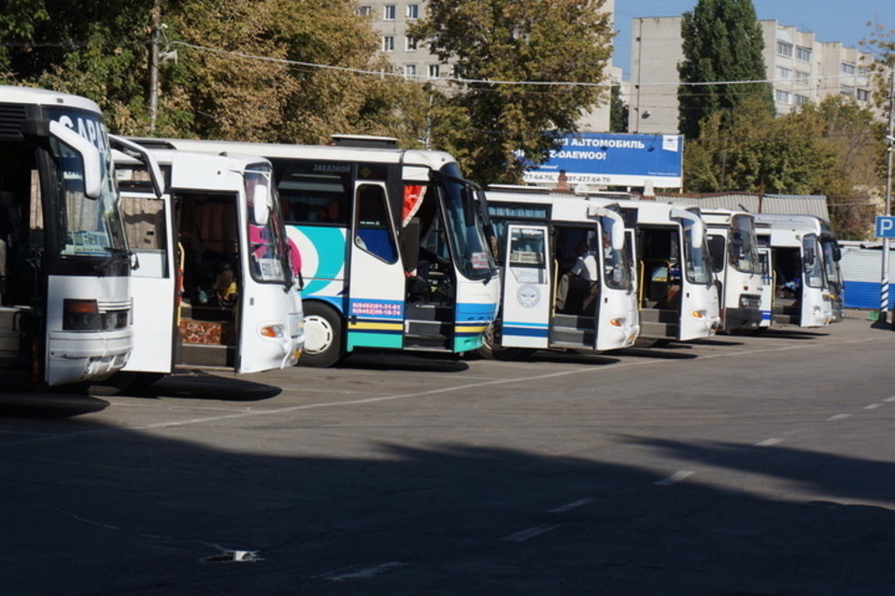 На саратовский рынок автобусных перевозок заходит фирма из Казани, выигравшая конкурс по девяти маршрутам