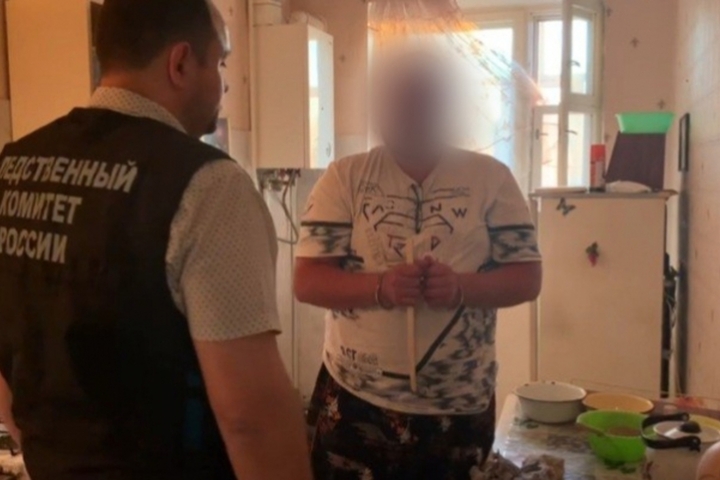 В Калининске находившийся в розыске мужчина убил начальника, испугавшись, что тот выдаст его полиции