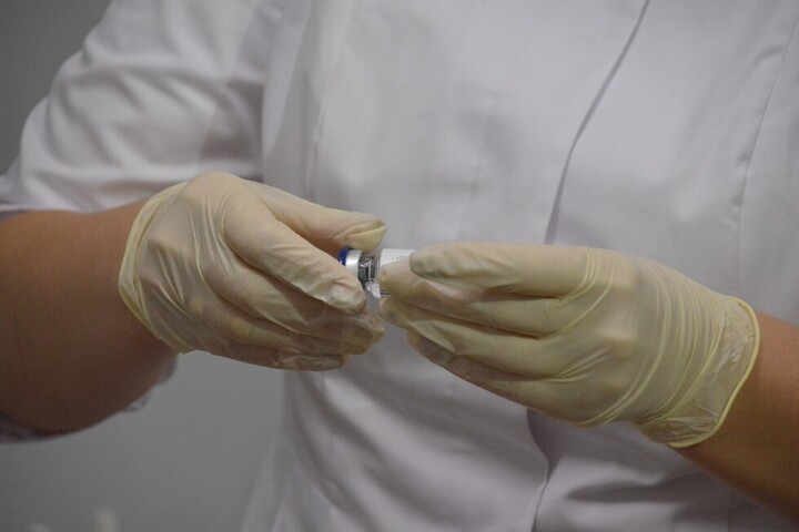 В Саратовскую область завезли новый вид вакцины: глава правительства собирается привиться повторно