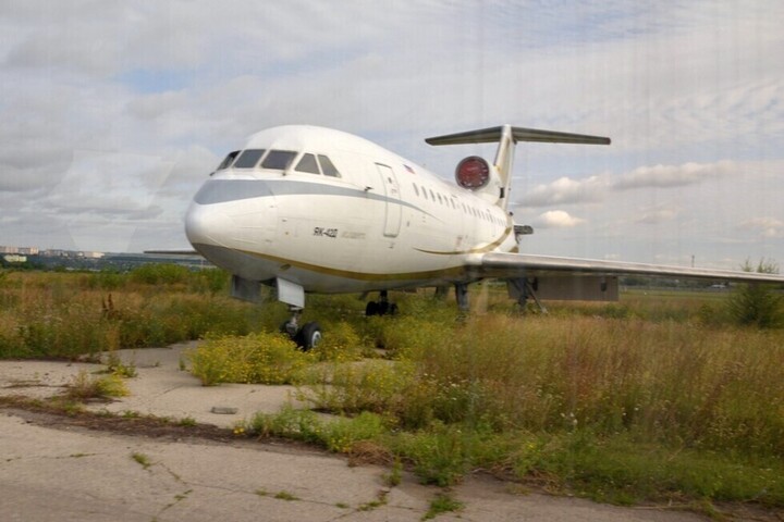 Саратовские чиновники уже три года не могут найти 1,2 миллиона на выкуп Як-42