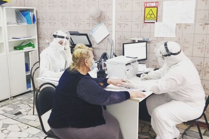 Коронавирус. В Саратовской области за сутки у 78 жителей выявили пневмонию, у 173 — симптомы ОРВИ
