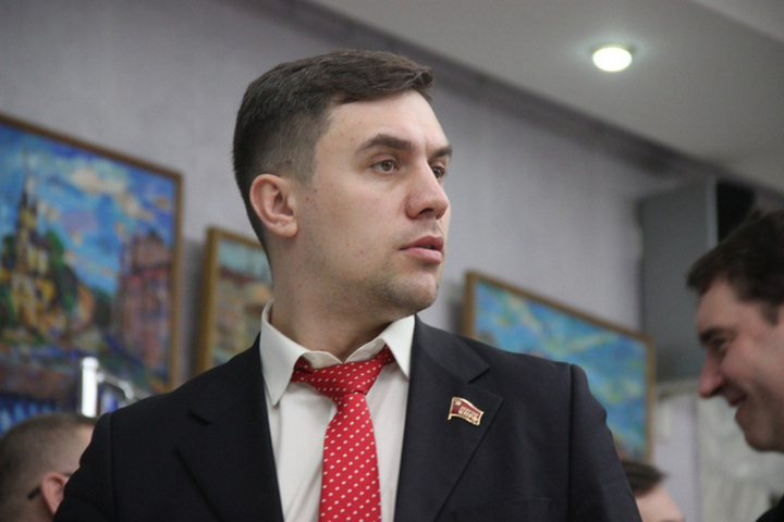 Коммунист Николай Бондаренко сообщил, что его пытаются «превратить в сторонника Навального» и снять с выборов