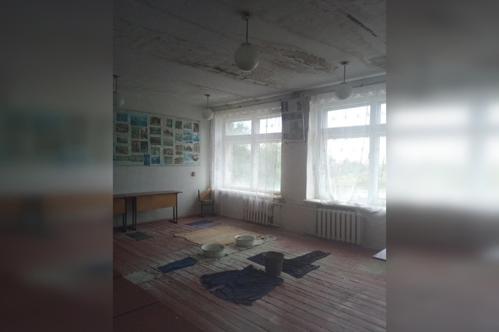 Власти закрыли на год школу в Ершовском районе из-за того, что там стало невозможно заниматься