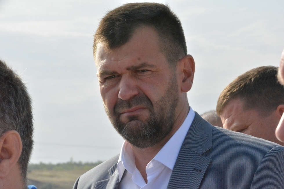 Пост в Telegram-канале вынудил губернатора Радаева откреститься от назначенного им министра, а журналисты остались без пресс-конференции