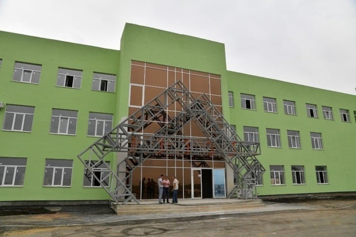 На асфальт и КПП вокруг новой больницы в Саратове потратят 45 миллионов рублей