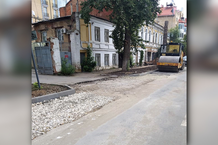 Энергетики завершили монтаж нового трубопровода на улице Челюскинцев
