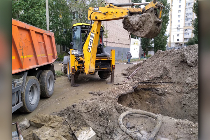 КВС: изношенный участок водопровода на улице Саловская выведен из эксплуатации