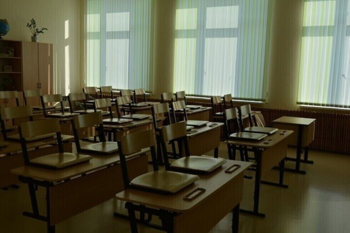 Чиновники отчитались, что за сутки выросло число школ, частично закрытых из-за ОРВИ