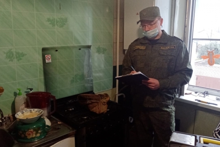 В Ртищево в результате хлопка в квартире госпитализирована 81-летняя женщина