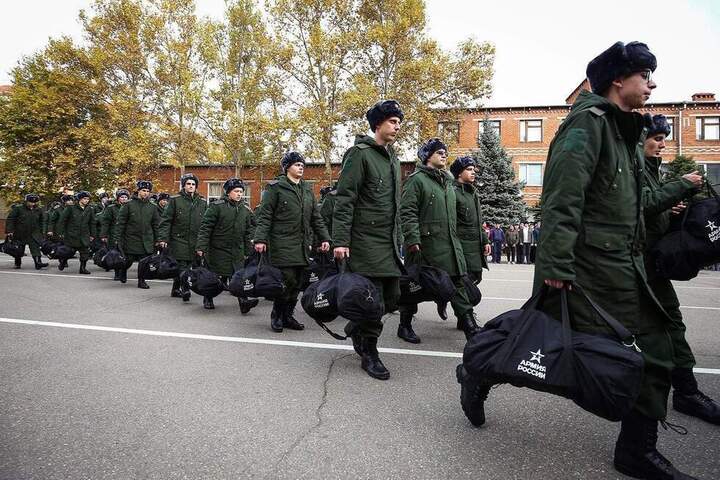 Указ президента: армию пополнят 127,5 тысячи россиян