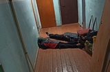 В Балаково школьники ночевали на полу в подъезде