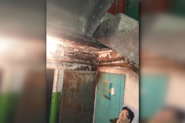 «Пенсионеры, дети дышат гарью, окна выбиты, квартиры топит»: после пожара в доме на Одесской его жители опубликовали «крик души» с просьбой о помощи