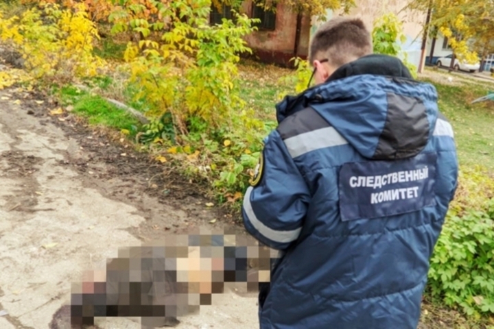 Прохожий нашел труп возле дома на Одесской: на место выехали следователи