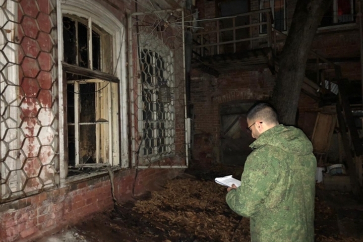 В центре Саратова сгорел еще один дом: погиб пожилой мужчина