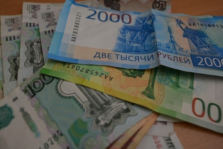 Саратовстат отчитался о росте средней зарплаты в области до 36,6 тысячи рублей