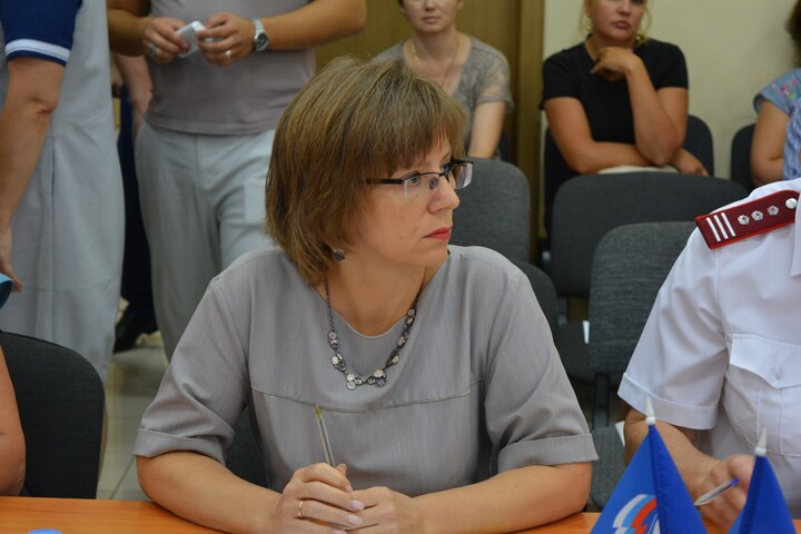Замминистра заявила, что не знает о случаях отстранения от работы саратовских учителей из-за отказа от прививки