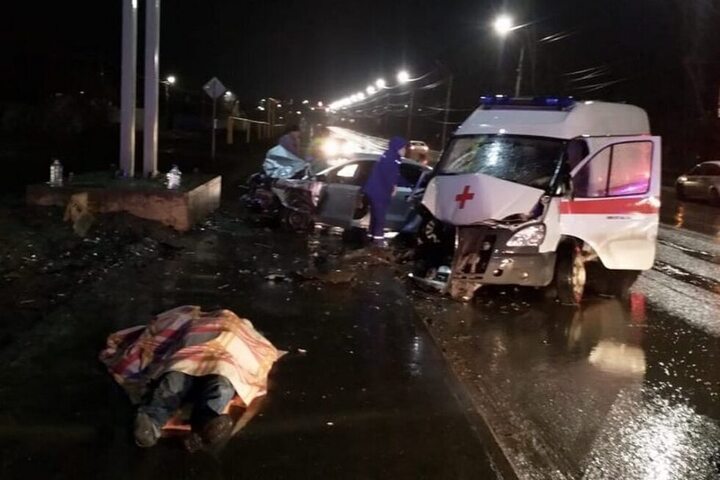 В Саратове водитель «скорой помощи» погиб в автокатастрофе