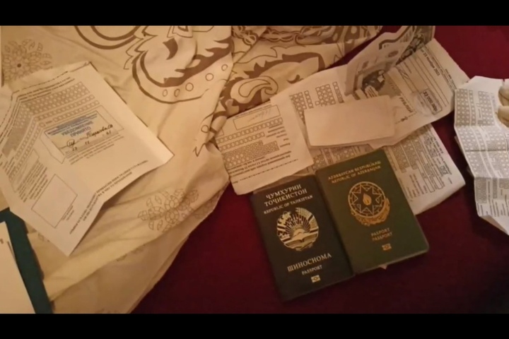 Злоумышленники помогали иностранцам из Средней Азии получать гражданство и оставаться на территории Саратовской области: возбуждено уголовное дело