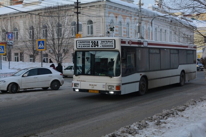 Проезд в автобусах Саратов-Энгельс подорожал до 29 рублей