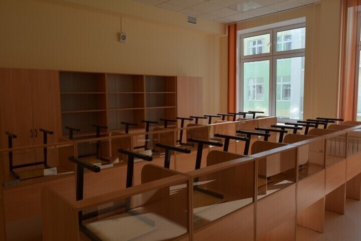 В школах Саратовской области в последний учебный день отменили занятия из-за морозов: дома остались более 14 тысяч учеников