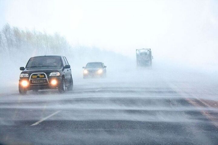 В Саратовской области из-за плохой погоды ввели запрет на движение грузовиков и пассажирского автотранспорта по федеральной трассе