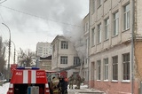 Пожар в саратовской школе: Росгвардия и полиция перекрыли дорогу на Рахова (фото с места событий)