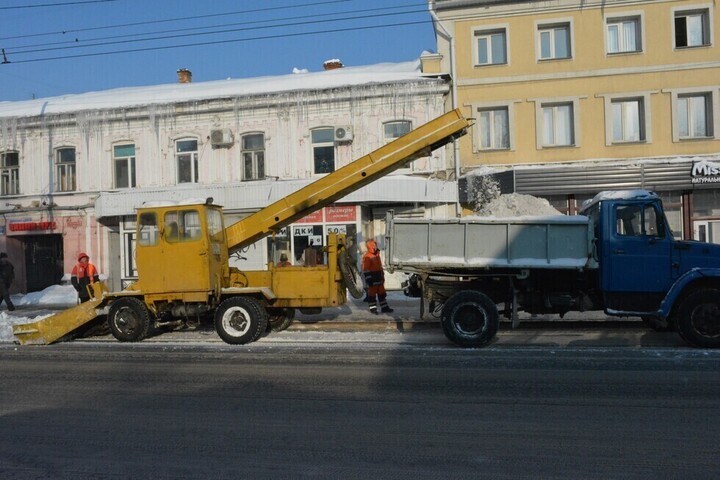 Суд разрешил Саратову не отдавать 90 миллионов рублей по делу о банкротстве МУПа, из-за которого город мог остаться без снегоуборочной техники