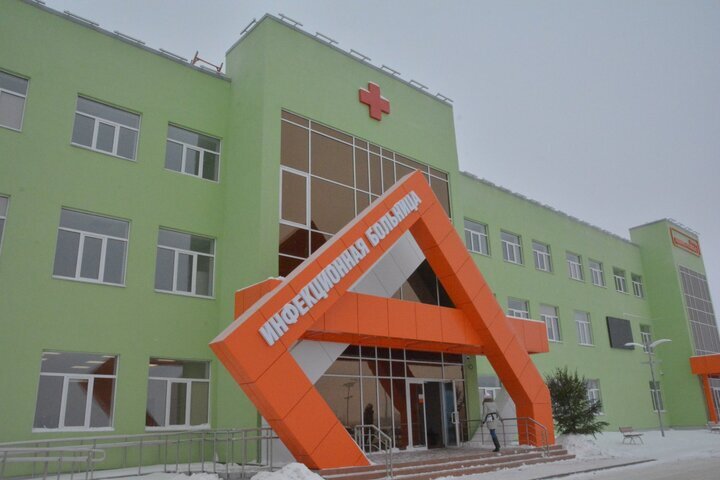 Министр здравоохранения региона опубликовал список вакансий в новой инфекционной больнице
