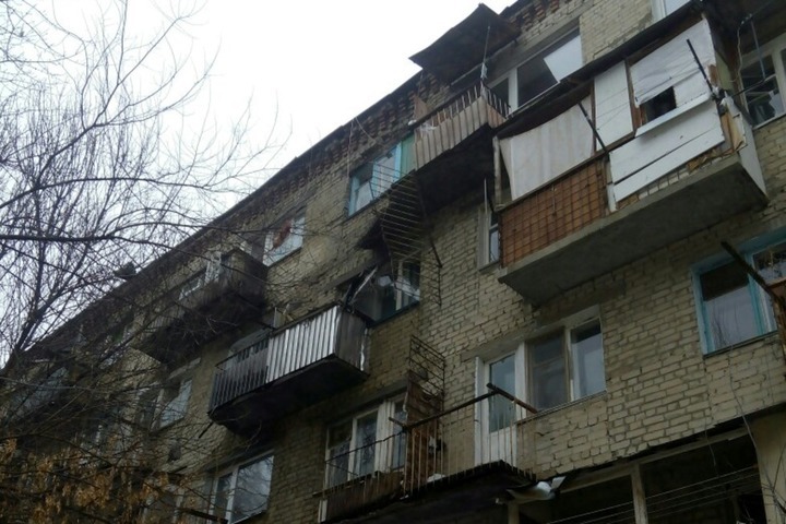 В Заводском районе собираются снести пятиэтажку, которая запомнилась обрушением балкона и падением кирпичей на головы прохожим
