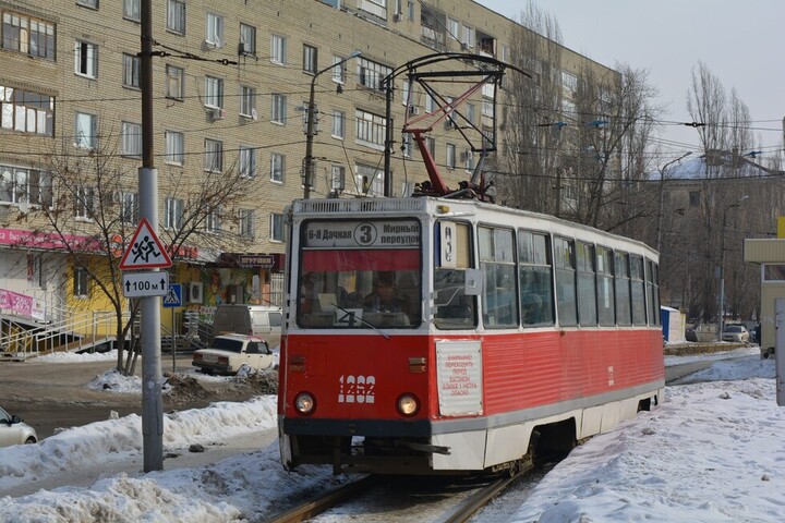 Утром в Ленинском районе остановилось движение трамвайного маршрута