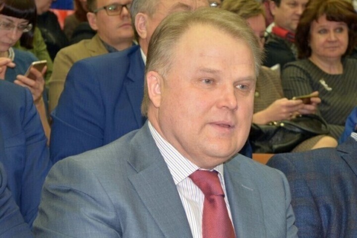 Глава Саратовстата Вячеслав Сомов спустя восемь лет покинул пост руководителя