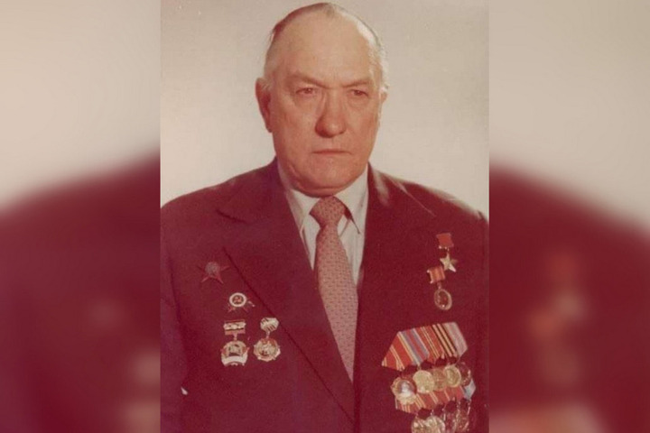 Живущий в Саратове Герой Советского Союза Георгий Платонов отмечает 99-летие